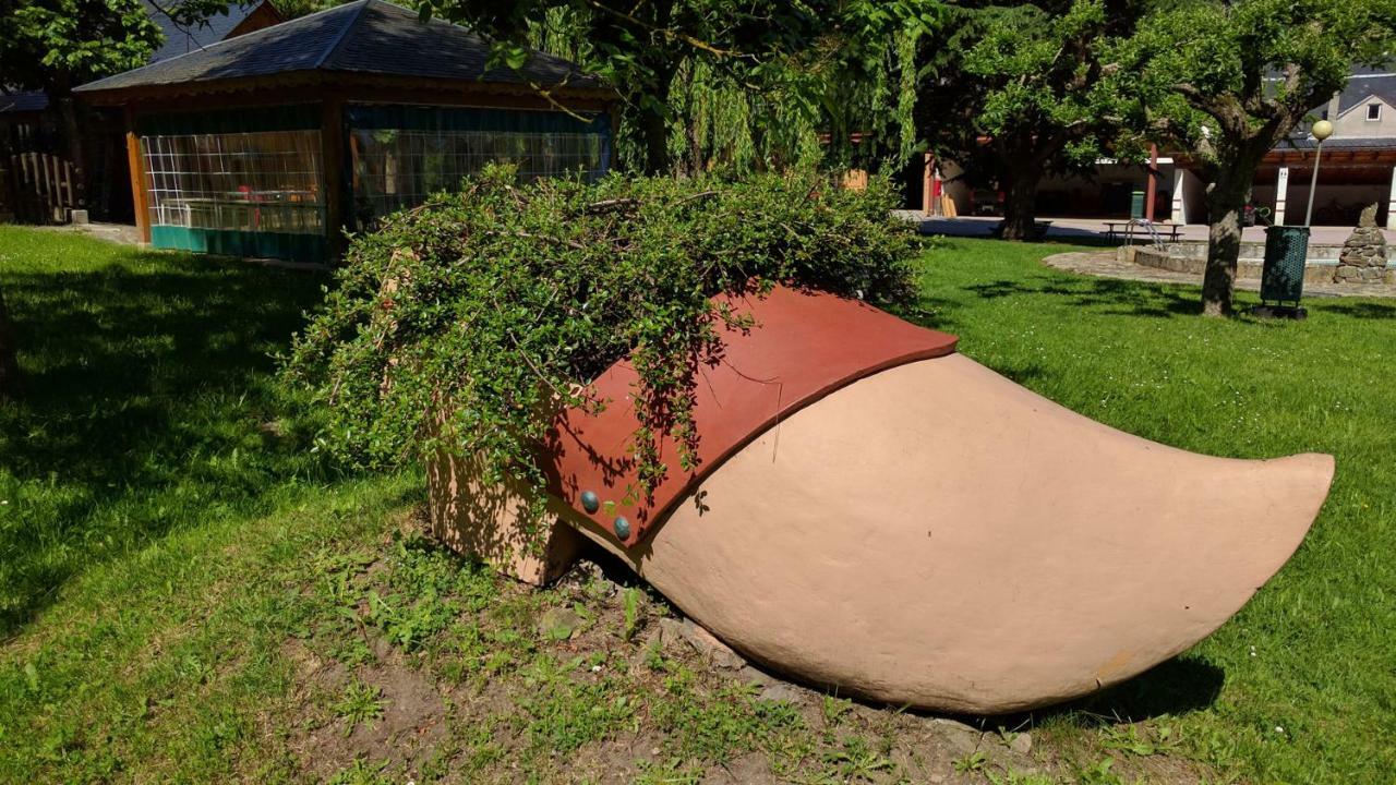 Hotel Hostal Talabart Les Zewnętrze zdjęcie