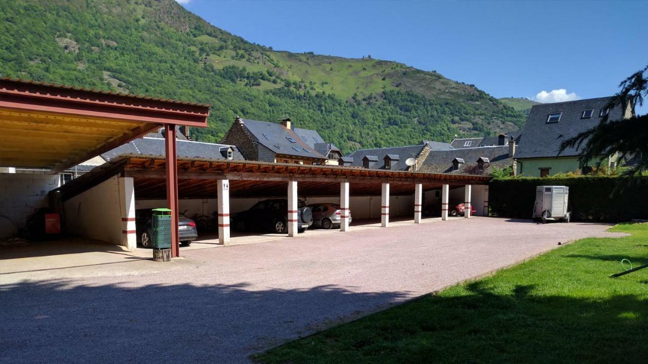 Hotel Hostal Talabart Les Zewnętrze zdjęcie