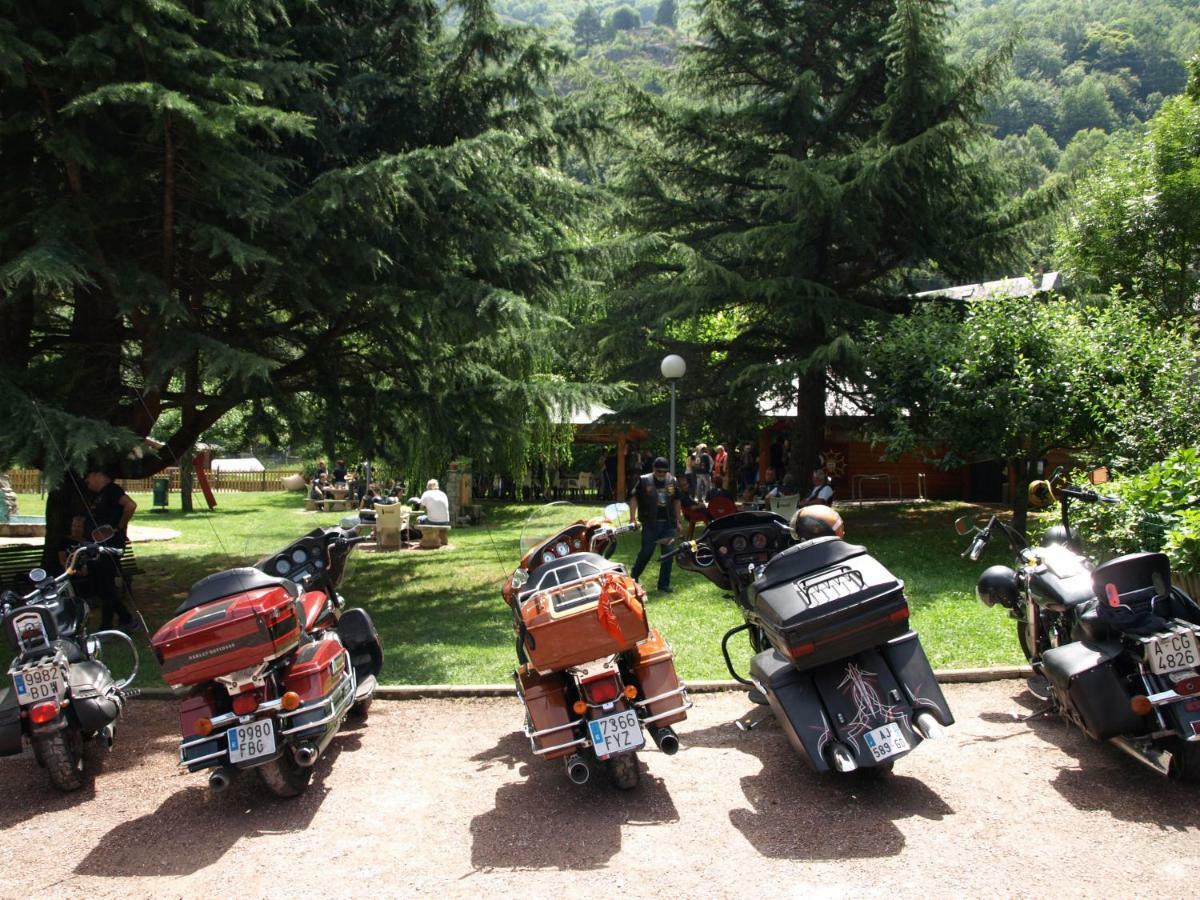 Hotel Hostal Talabart Les Zewnętrze zdjęcie