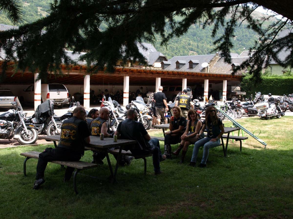 Hotel Hostal Talabart Les Zewnętrze zdjęcie