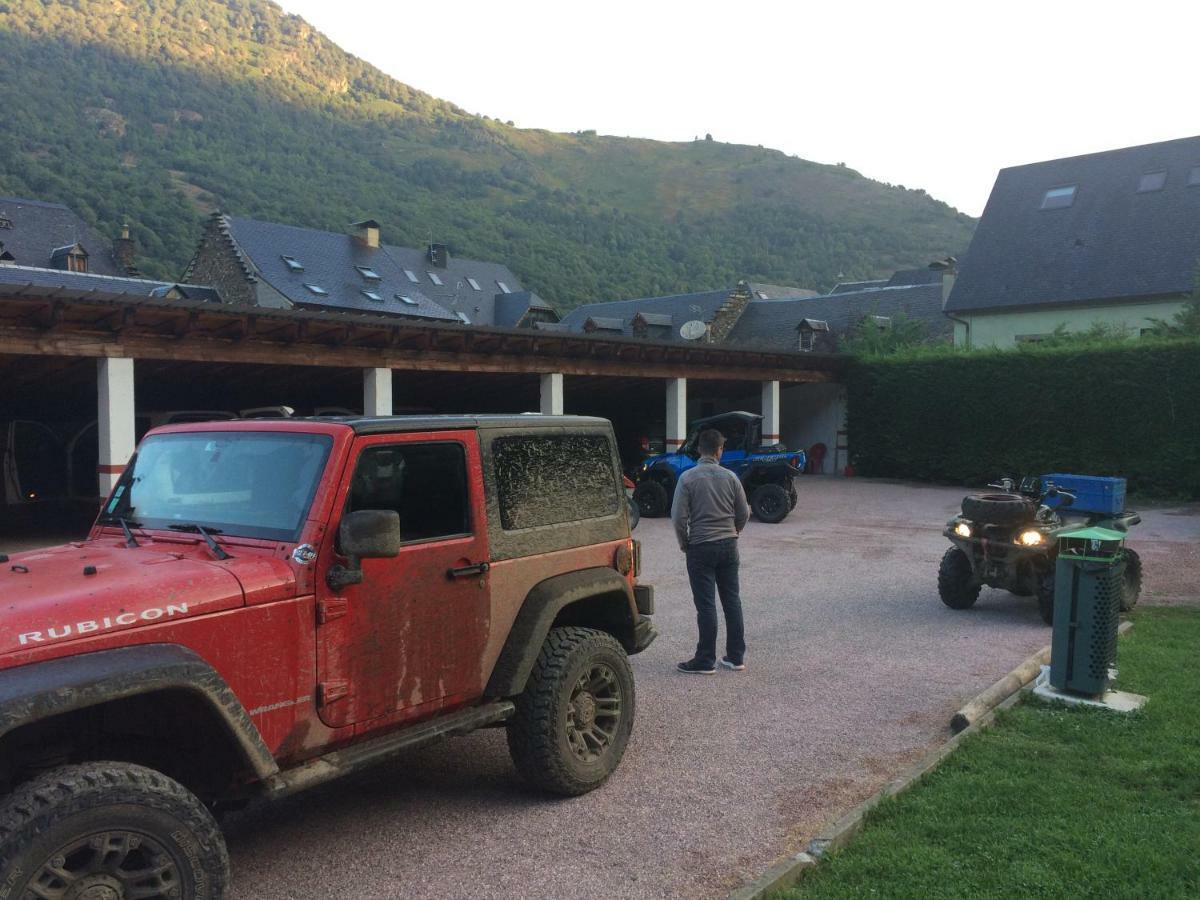 Hotel Hostal Talabart Les Zewnętrze zdjęcie